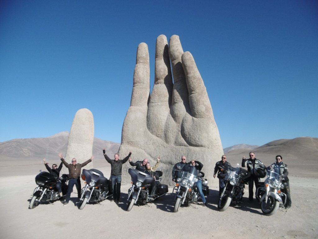 Mano del Desierto - Photo d’un groupe de voyageurs West Forever